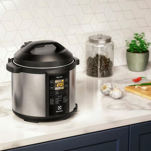 Panela Pressao Eletrica Electrolux 6l Pcc20 Inox 127v Preto