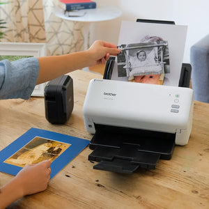 Scanner De Mesa Brother Ads-3100 Branco Bivolt