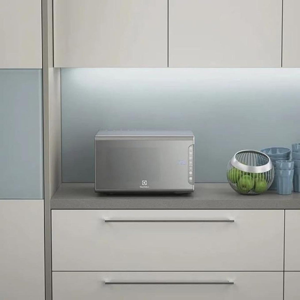 Micro-ondas Electrolux MI41S 31L Inox Espelhado 220V