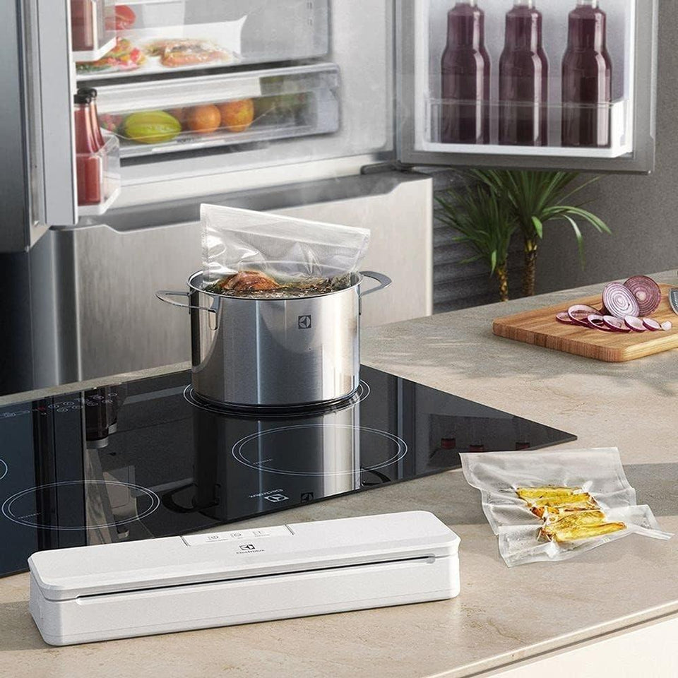 Seladora a Vácuo Electrolux Portátil 220V Branca